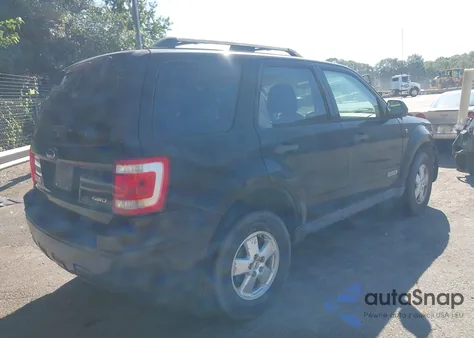 2008 Ford Escape Xlt from USA, damaged, VIN 1FMCU93158KA42170
